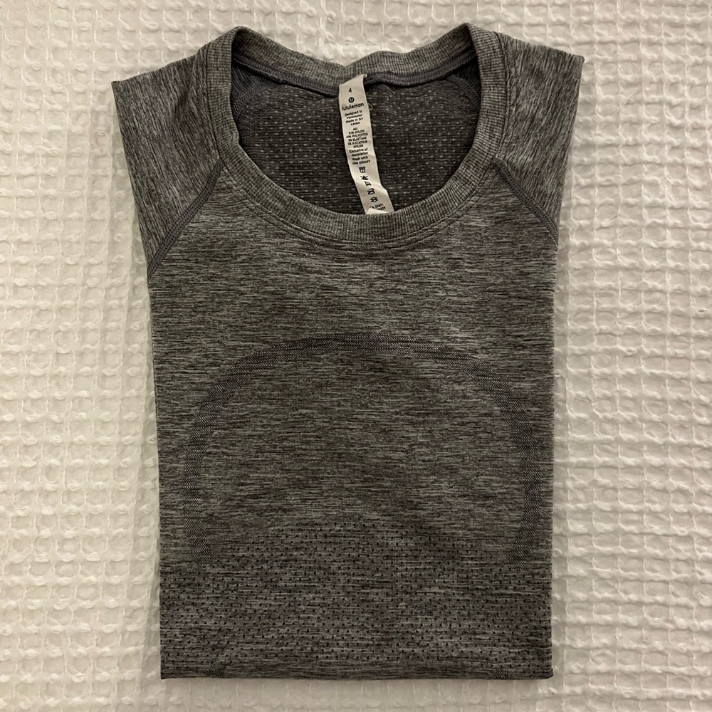 Lululemon Swiftly Tech Short Sleeve